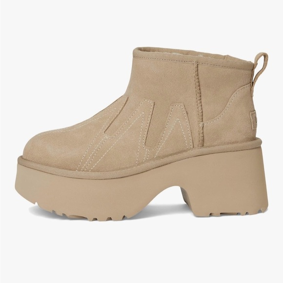 NEW! UGG Women's Ultra Mini New Heights Sunwave Ankle Boots - Picture 4 of 9